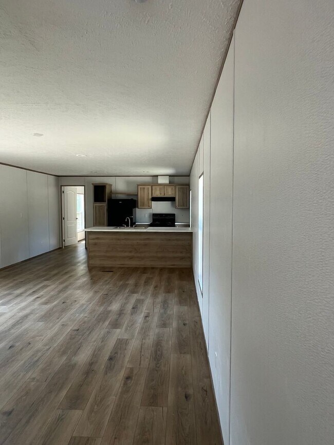 Building Photo - New! Move In Ready & Close to Downtown Aynor!