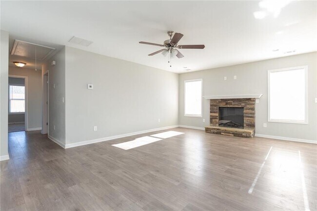 Building Photo - 82 Gray Field Ct