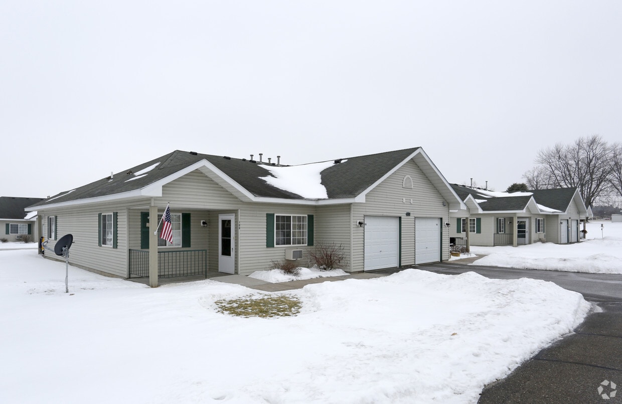 Primary Photo - Cottages of Ellsworth