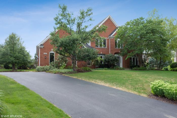 Primary Photo - 5 bedroom in Kildeer IL 60047