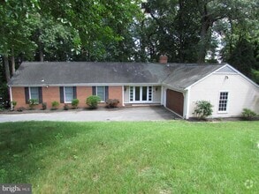 Building Photo - 472 Old Orchard Cir