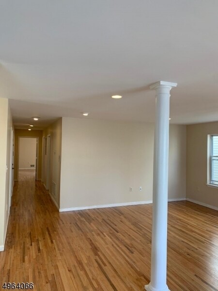 Building Photo - 339 Sussex Ave