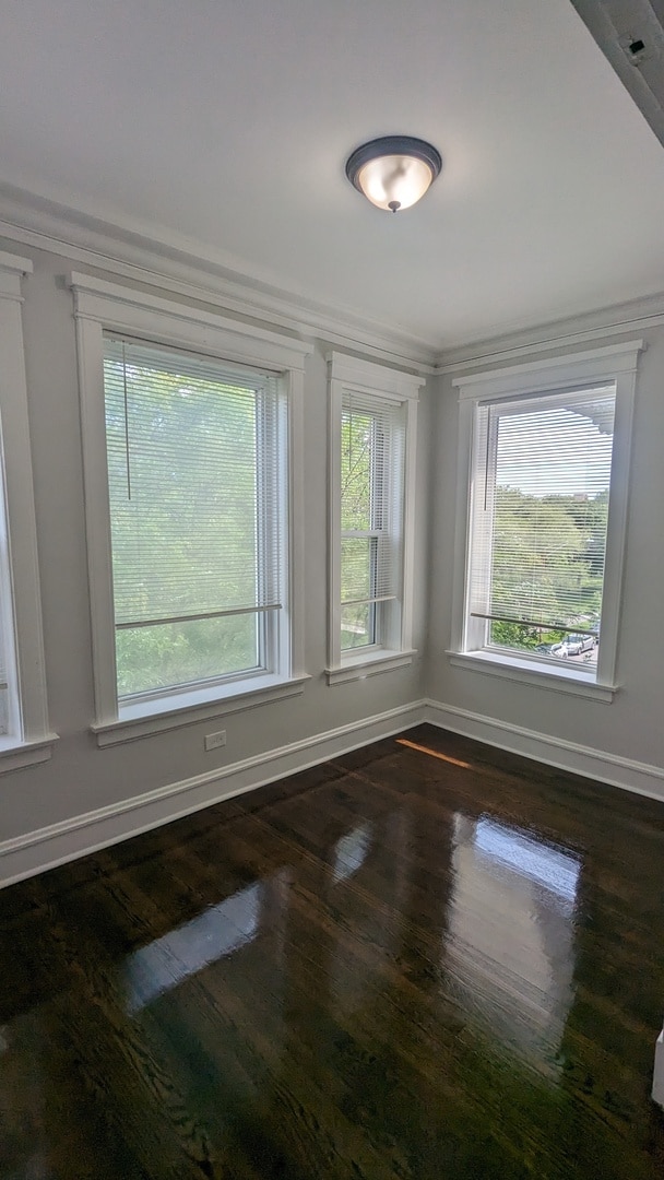 Building Photo - 603 E 60th St