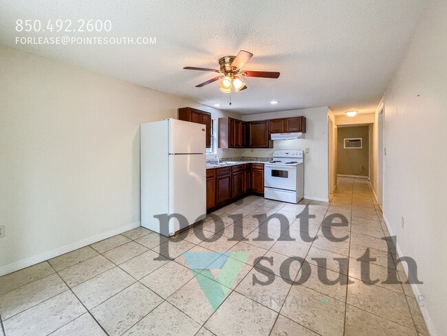 Building Photo - 5771 Coronada Blvd