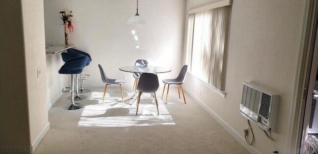 Building Photo - 3148 Via Alicante