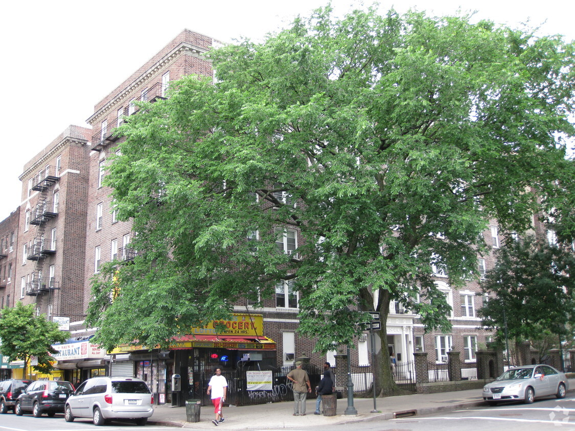 Foto del edificio - Crown Heights