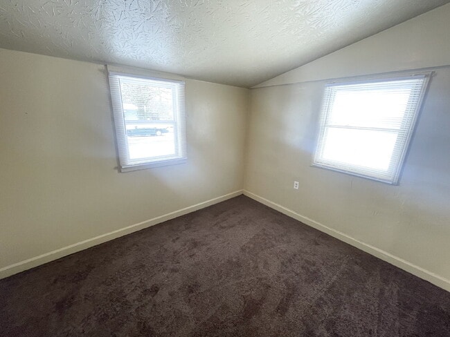 Foto del edificio - Martindale-Brightwood 4BR House!