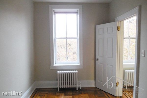 Fotografía del edificio - 450 Clinton St