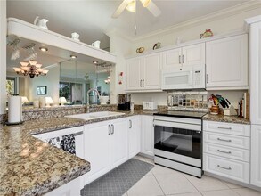 Building Photo - 725 Saratoga Cir