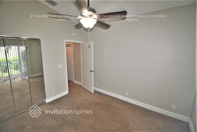 Foto del edificio - 17277 Hampton Blvd