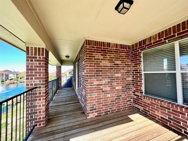 Foto del edificio - 14222 Ashmore Reef Ct