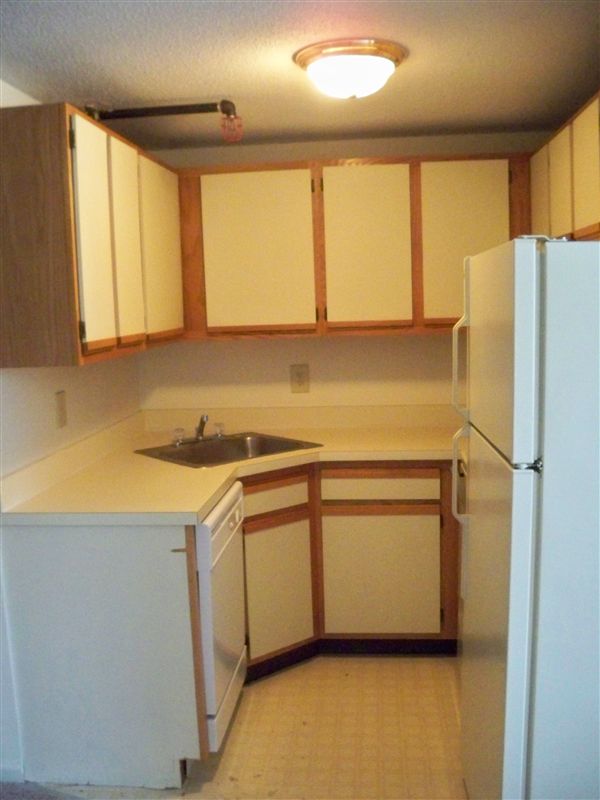 Foto del edificio - 2 br, 1 bath Apartment - Greenview Estates 2B