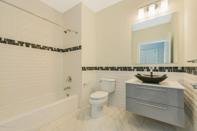 Foto del edificio - 313 Bond St