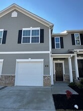 Building Photo - 251 Moyer Dr