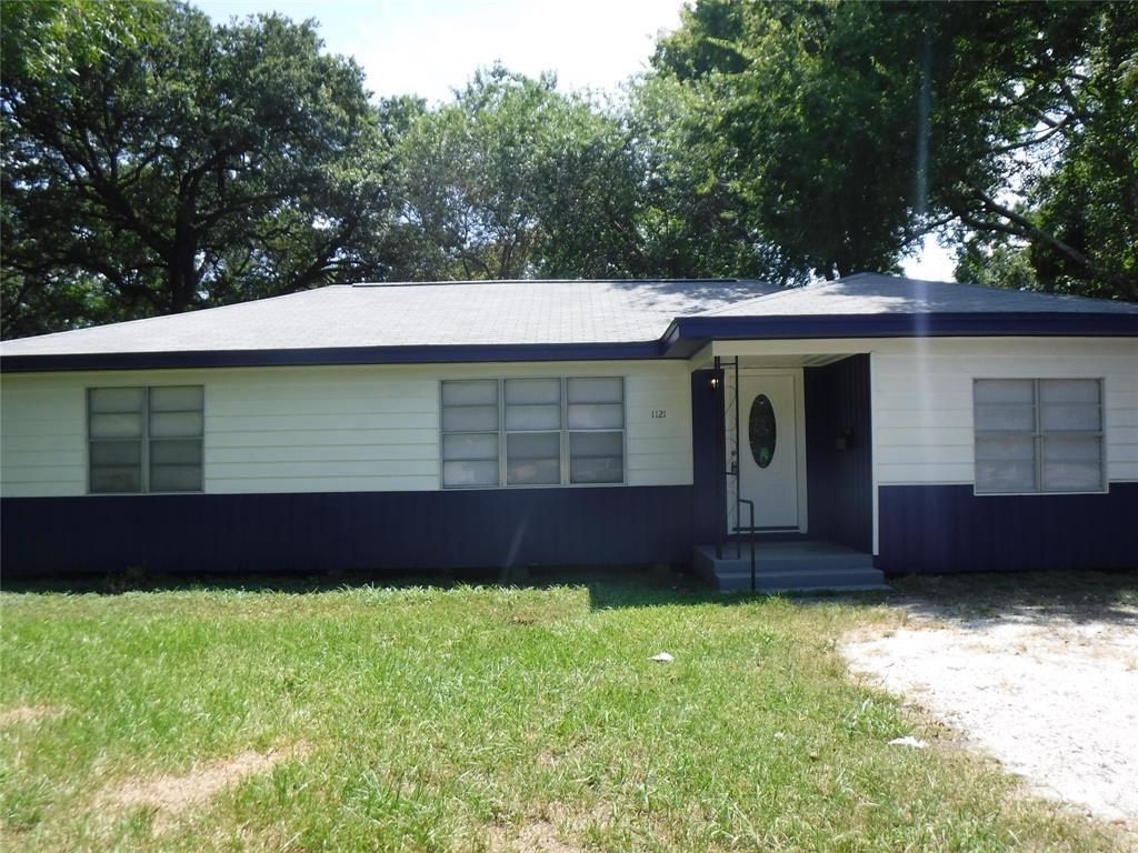 1121 Meyers St, Clute, TX 77531 House for Rent in Clute, TX