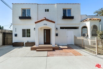 Building Photo - 498 E 52nd St