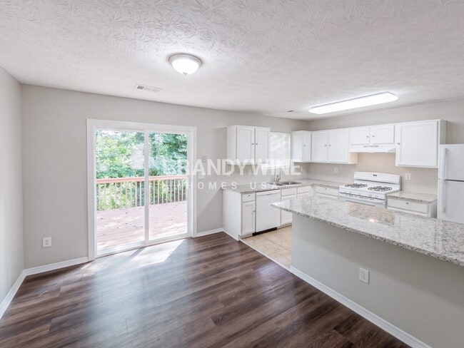 Building Photo - 2604 Clifton Run Trce