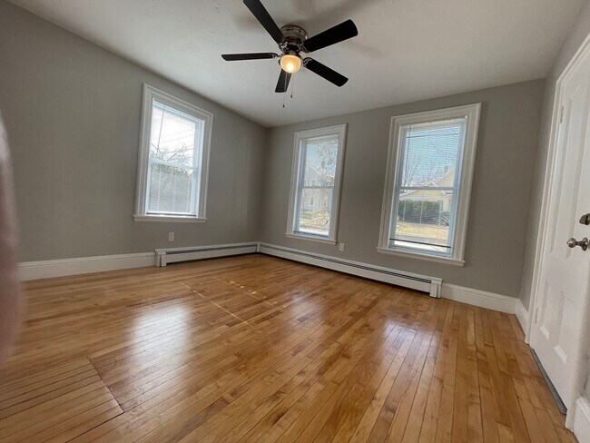 Foto del edificio - 40-42 Center St