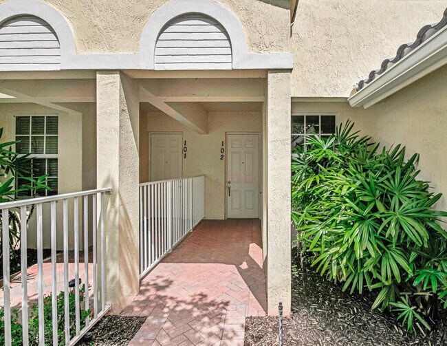 Building Photo - 9777 Bowline Dr