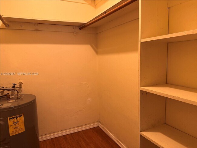 Foto del edificio - 2210 Taylor St