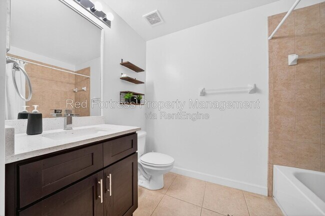 Foto del edificio - 15969 Mandolin Bay Dr