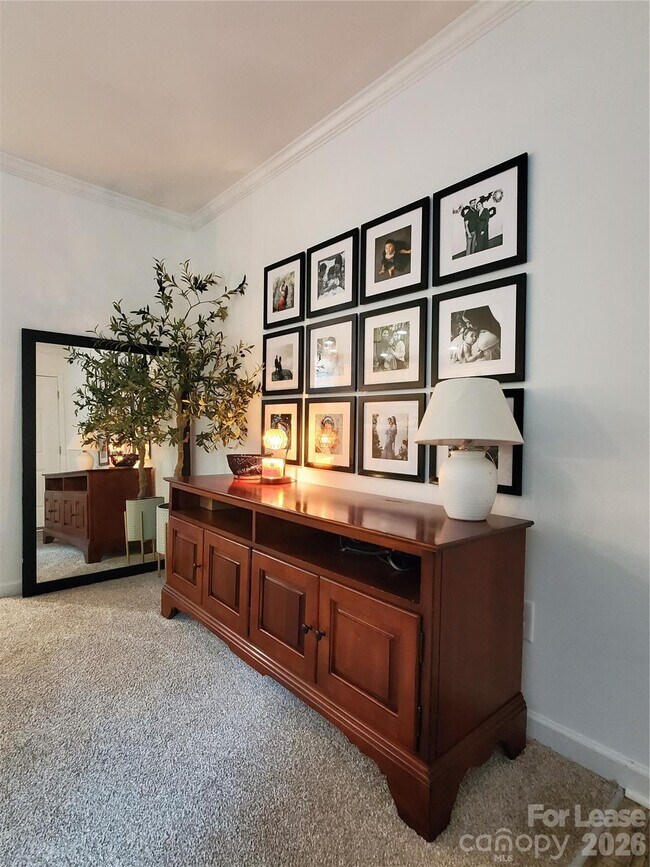 Foto del edificio - 118 Vly Spgs Dr