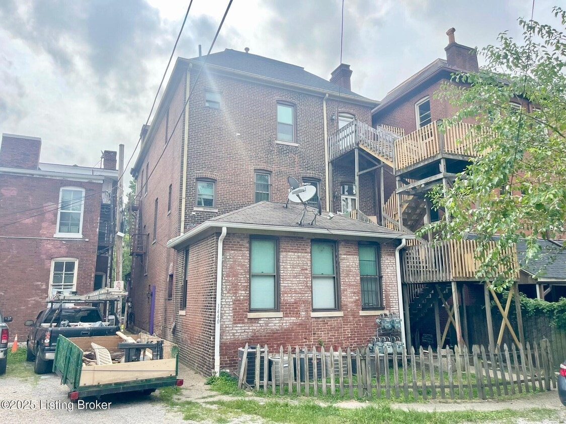 Building Photo - 1440 S 4th St