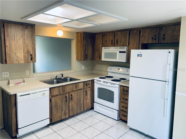 Building Photo - 12164 Pepperdine Pl