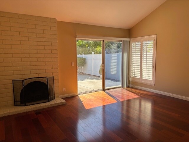 Primary Photo - 5202 Skinner St