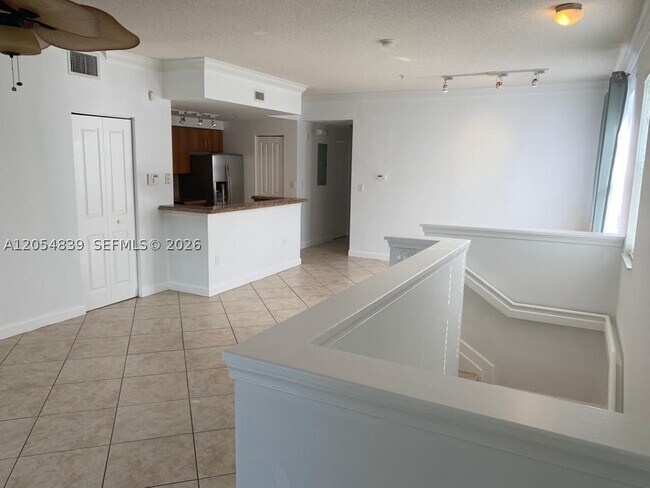 Foto del edificio - 5880 W Sample Rd