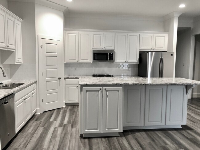 Foto del edificio - 9865 Stonecroft Ave.