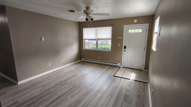 Building Photo - 1016 Arrowhead Dr