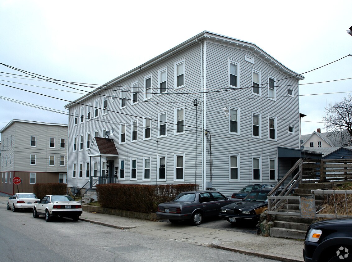 Primary Photo - 337 3rd Ave