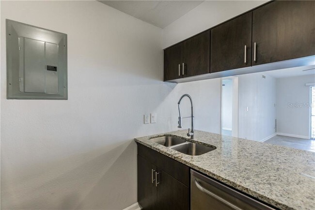 Foto del edificio - 3618 W Rogers Ave