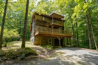 Building Photo - 480 Wingfield Way