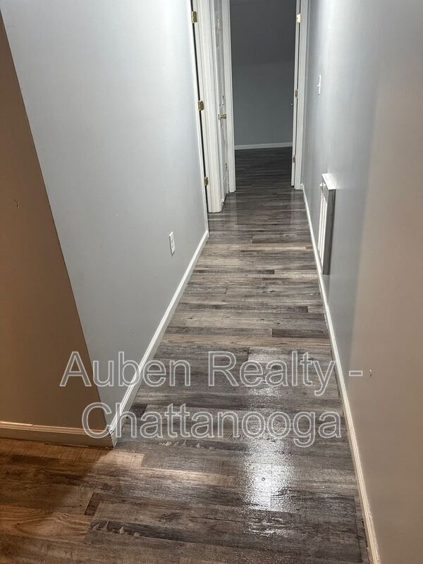 Foto del edificio - 1802 Wilcox Blvd