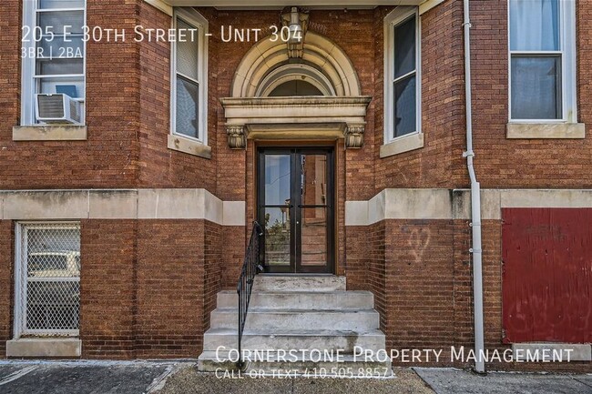 Building Photo - 205 E 30th St