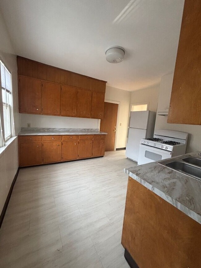 Foto del edificio - 953-55 Westcott St