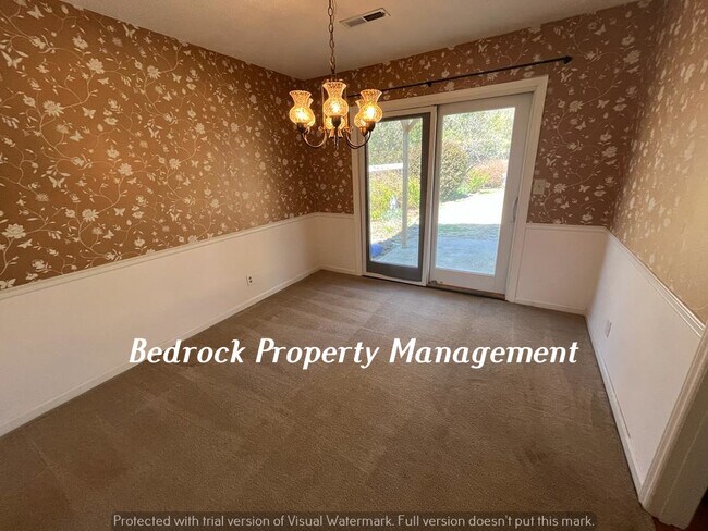 Foto del edificio - 1709 Willowbrook Dr SE