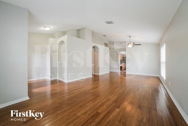 Foto del edificio - 10515 Goldwater Ln