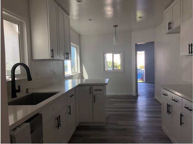 Foto del edificio - 340 Calle Miramar