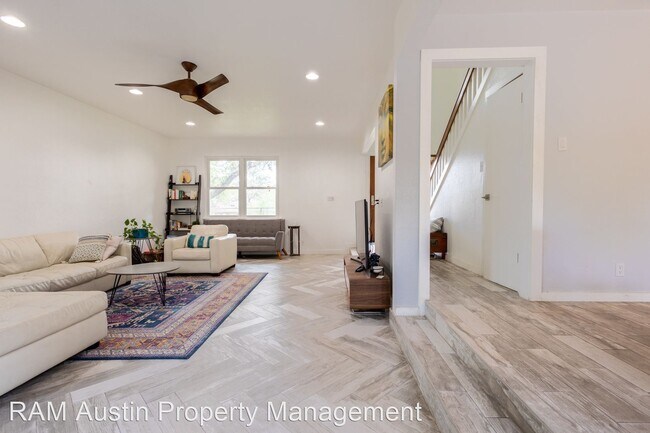 Foto del edificio - 4 br, 3 bath House - 9406 Mystic Oaks Trail