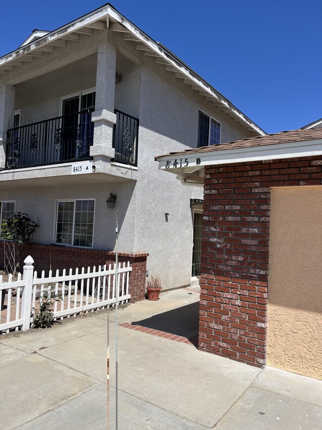 Building Photo - 8415 San Carlos Way