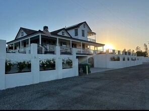 Building Photo - 42405 Ivy St