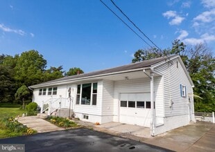 Building Photo - 7108 Ordway Rd