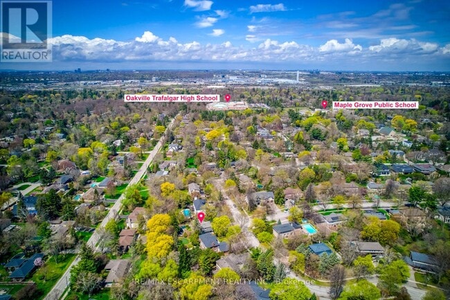 Building Photo - 170 Cavendish Ct