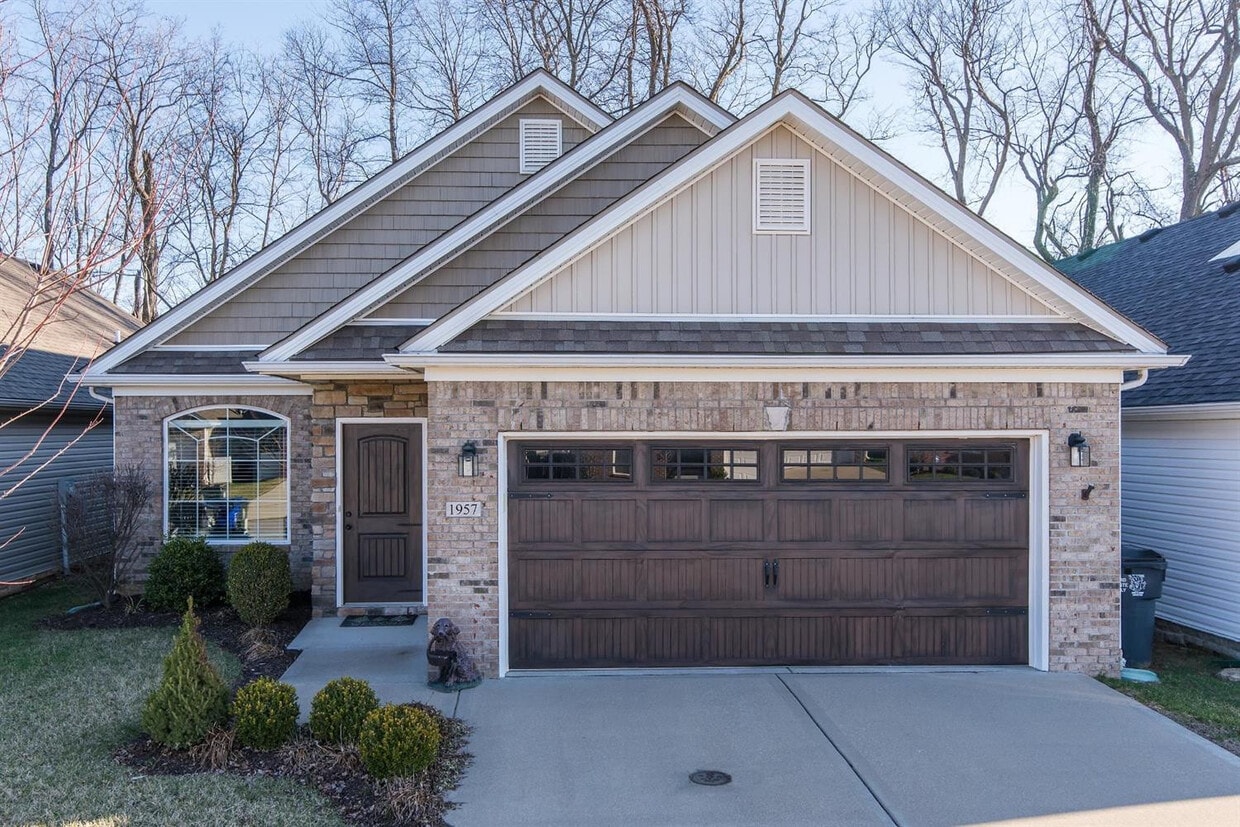 1957 Falling Leaves Lane, Lexington, KY 40509 House Rental in
