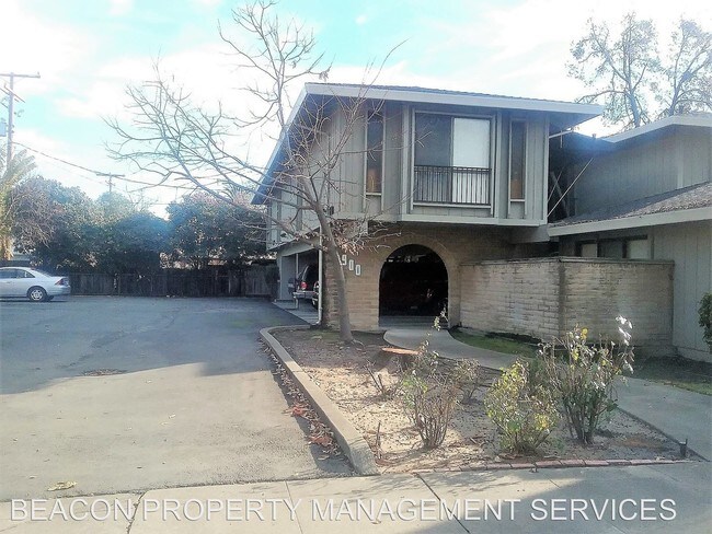 Foto del edificio - 900 N Pleasant Ave
