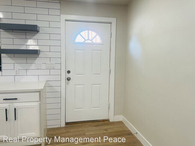 Foto del edificio - 3 br, 2 bath House - 2205 Santa Clara Drive