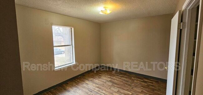 Building Photo - 142 Harrison Rd